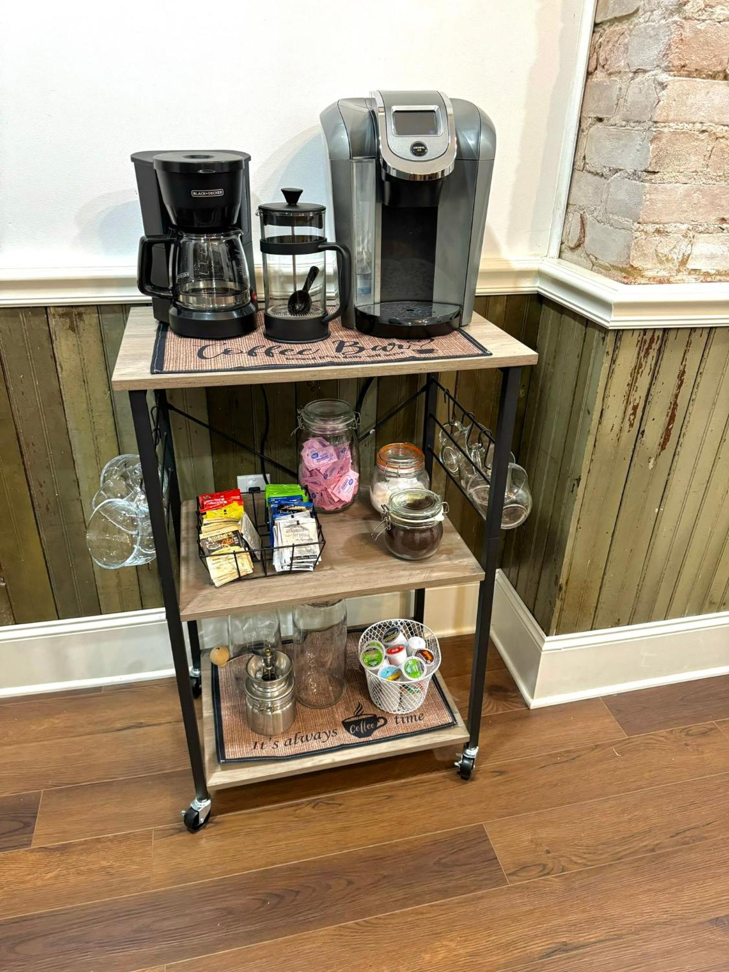 Garden On Capital-bourbon & Horse Country * Frankfort