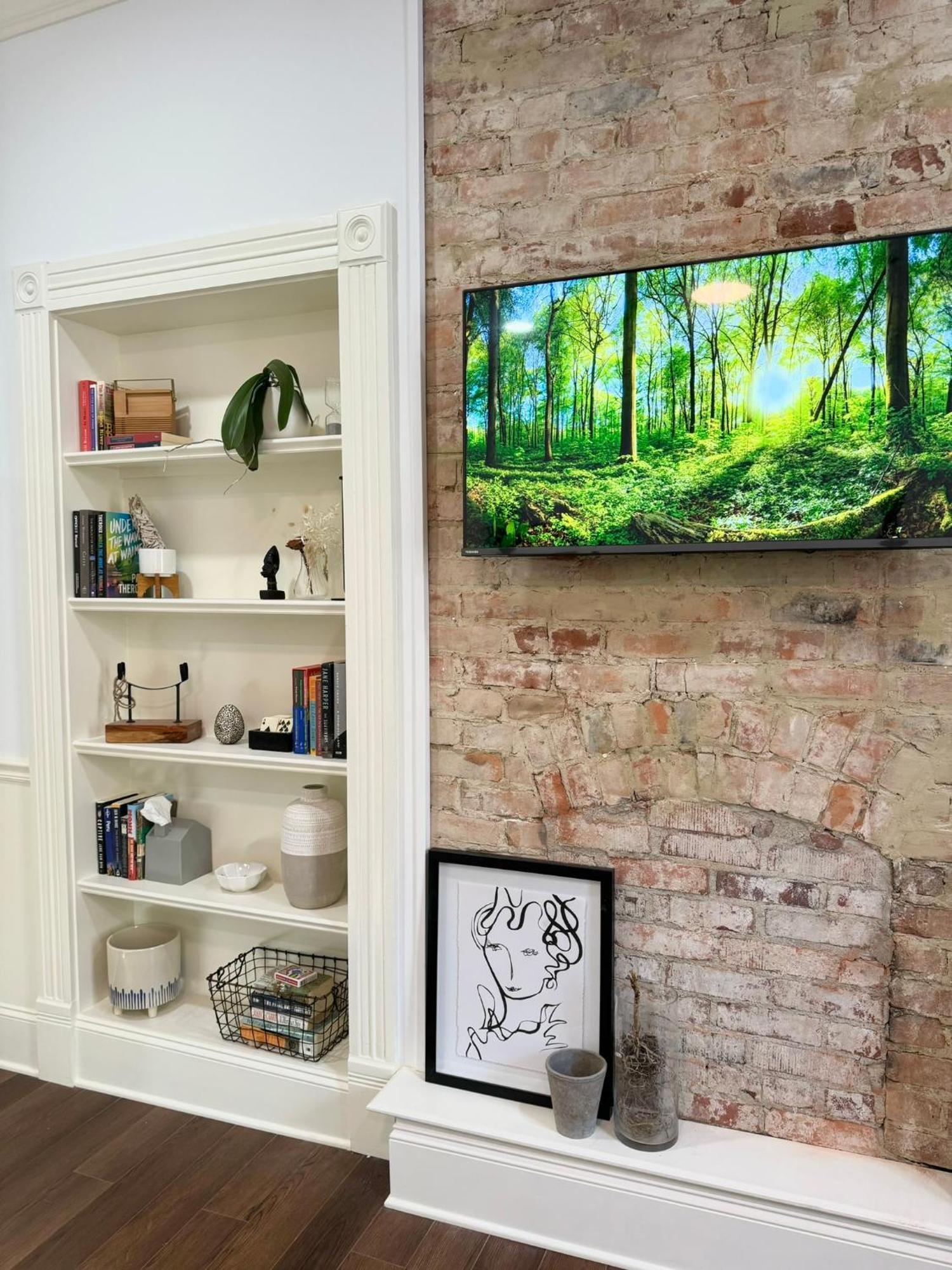 Garden On Capital-bourbon & Horse Country Apartment Frankfort