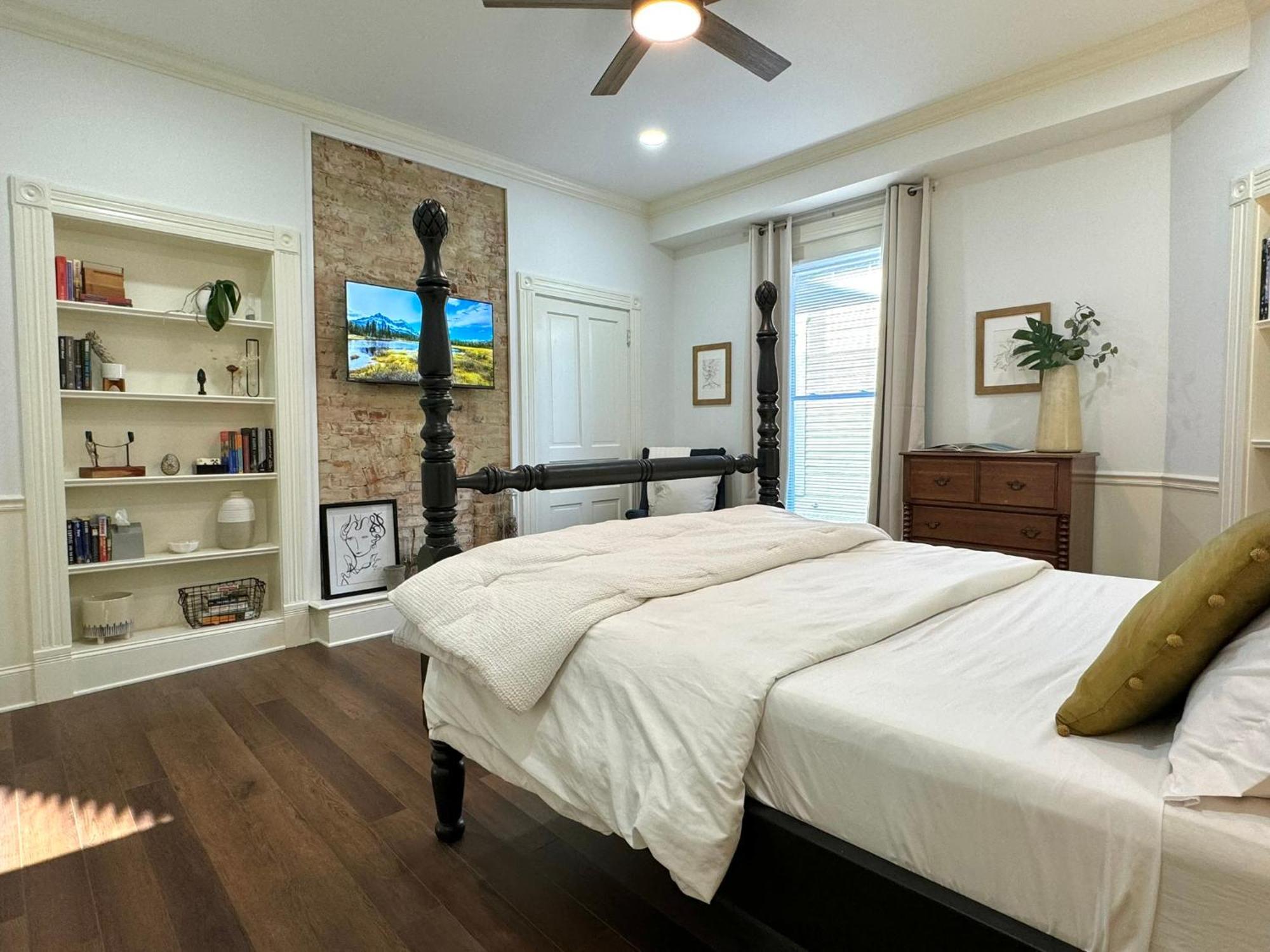 Garden On Capital-bourbon & Horse Country *